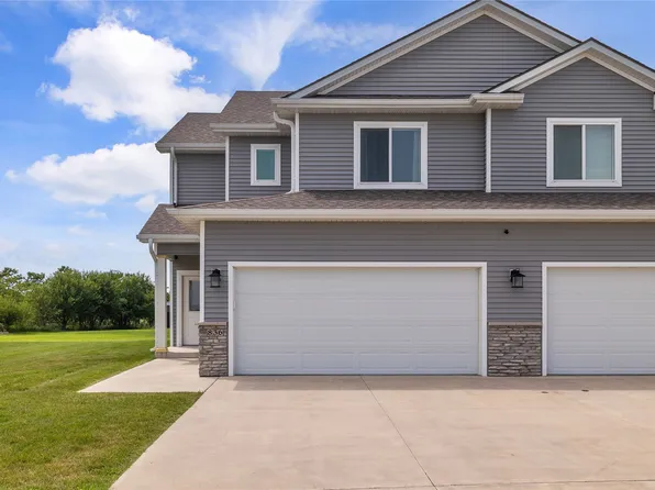 836 Kinney Cir NE, Bondurant, IA 50035