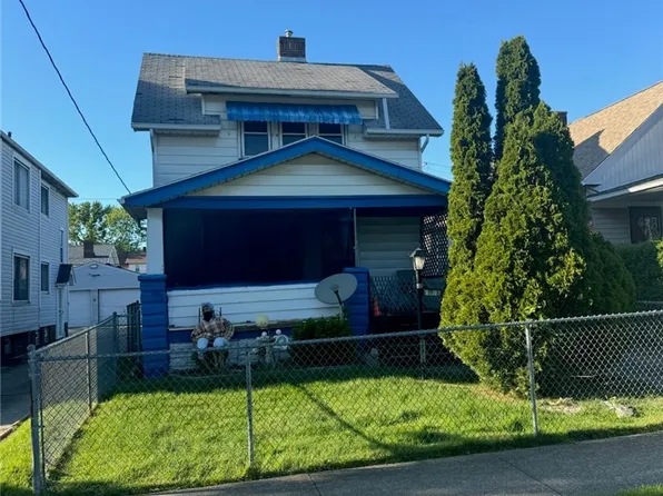 10913 Greenwich Ave, Cleveland, OH 44105