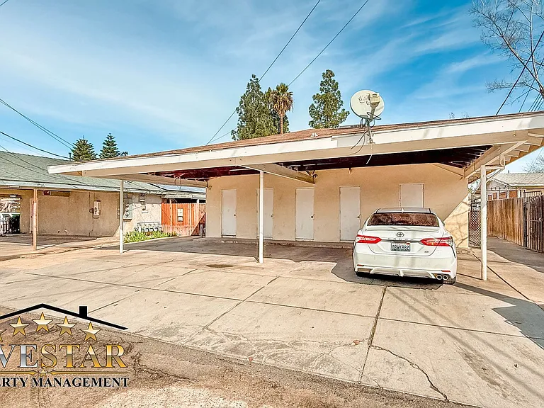 609 Grace St — Photo 17