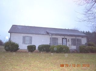 5604 Valley Field Rd, Hickory, NC 28602