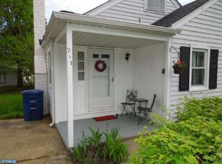 217 S Pine Ave, Maple Shade, NJ 08052