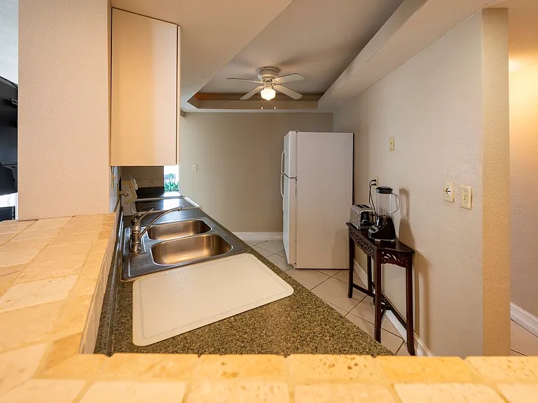 6911 Environ Blvd #8G — Photo 20