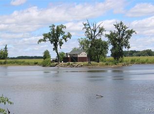 4 Falstaff Rd, Foley, MO 63347