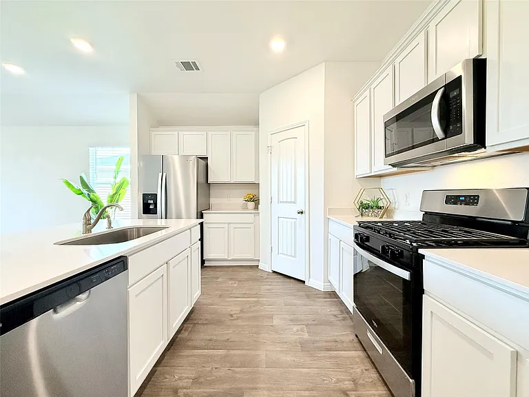 598 Gladiola Loop — Photo 10