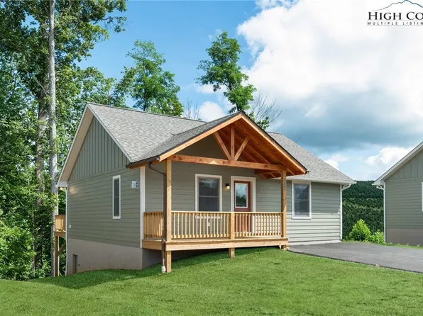 228 Ava Way #103, Boone, NC 28607