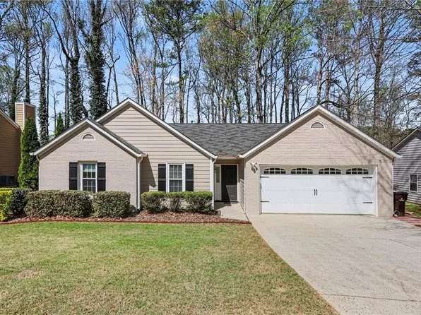 4207 Harris Ridge Ct, Roswell, GA 30076