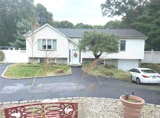 147 Horseblock Rd, Centereach, NY 11720