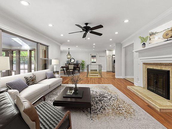 4th image of 3034 Breckenwood Dr