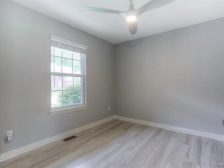 711 Cherry Stone Dr — Photo 30