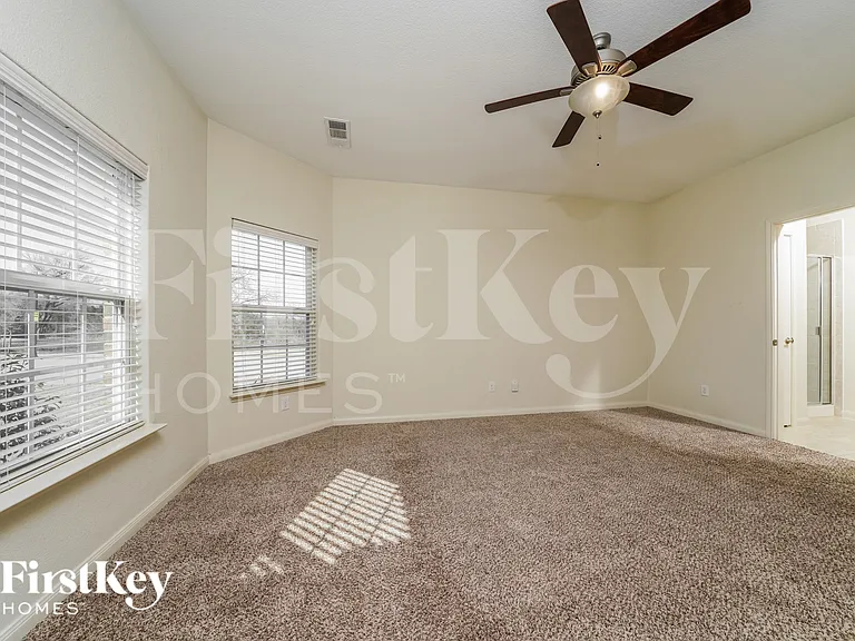 2207 Old Harbor Way — Photo 13