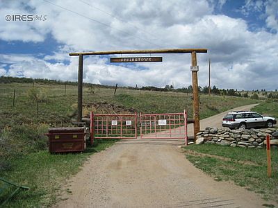 Entrance to Stringtown