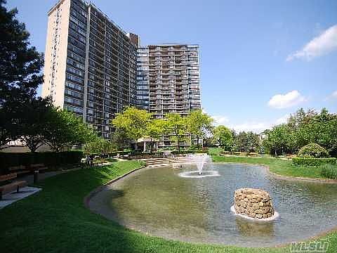 1st image of 1 Bay Club Dr