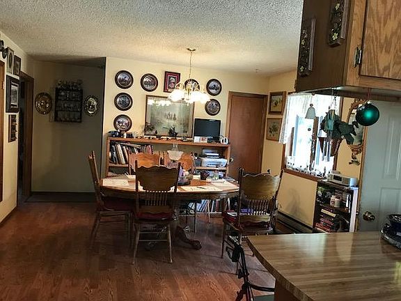 4th image of 41128 Silversmith Ln