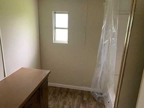 5th image of 235 Tweedy Ln