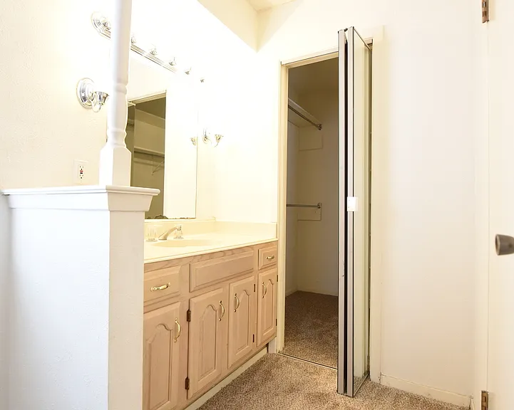 8945 Flicker Ln — Photo 13