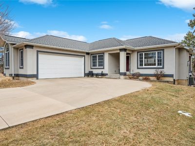 1974 Gulf Dr NE, Solon, IA, 52333