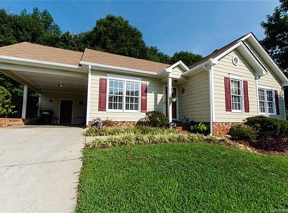 2nd image of 537 Basswood Way
