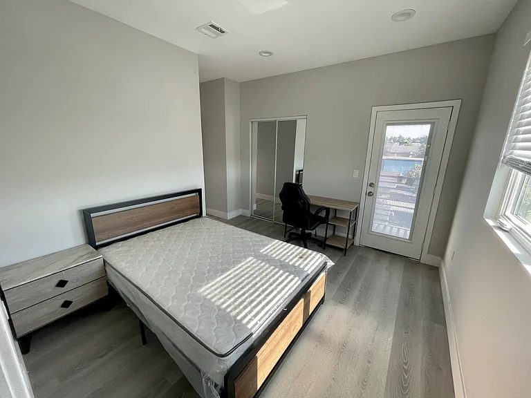 5401 Carlin St — Photo 12