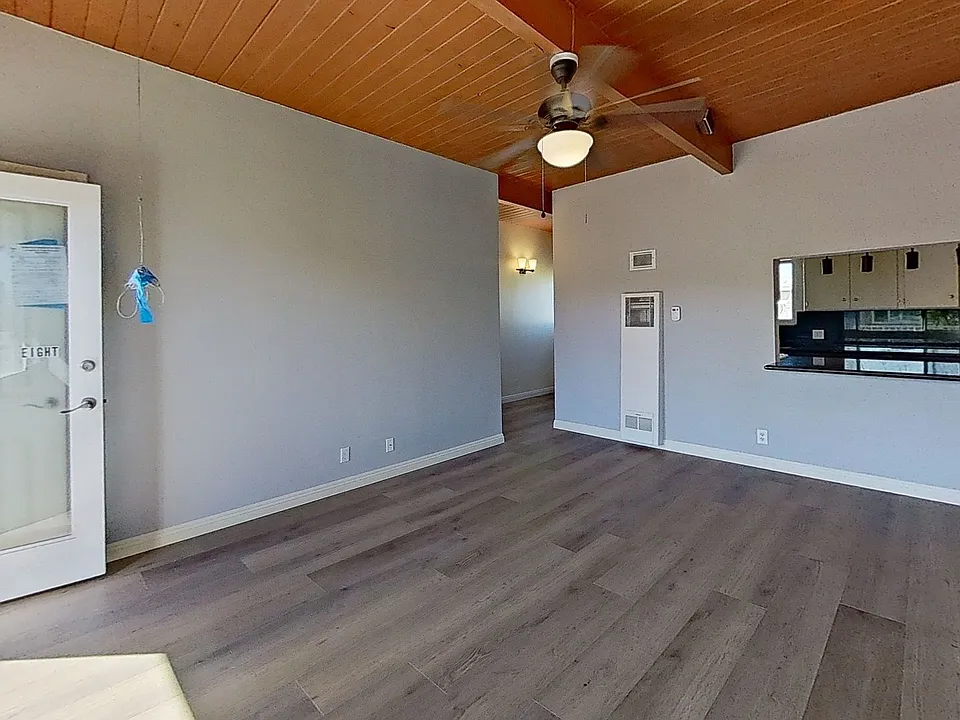 2325 Kansas Ave #8