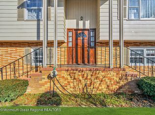 119 W 3rd St, Howell, NJ 07731