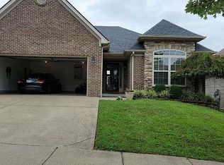 4056 Sweetspire Dr, Lexington, KY 40514