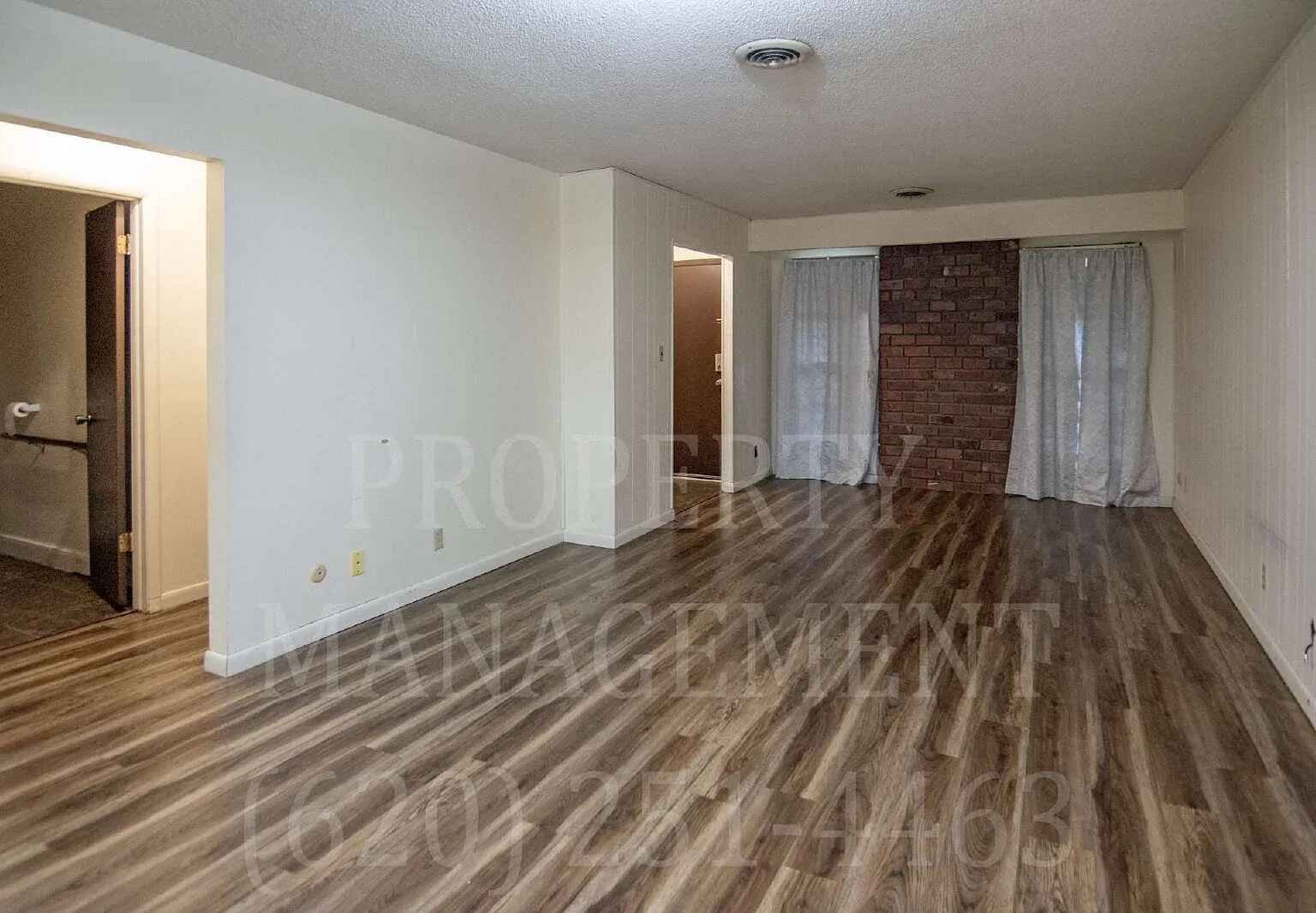 2 bed, 1.0 bath, $850 — Photo 2