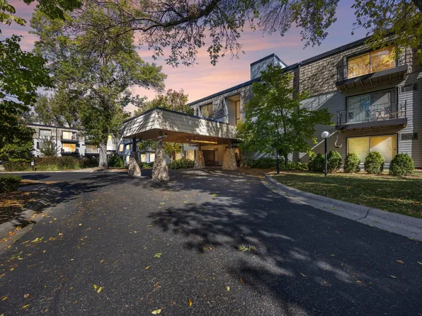 183 Little Canada Rd E APT 204, Little Canada, MN 55117