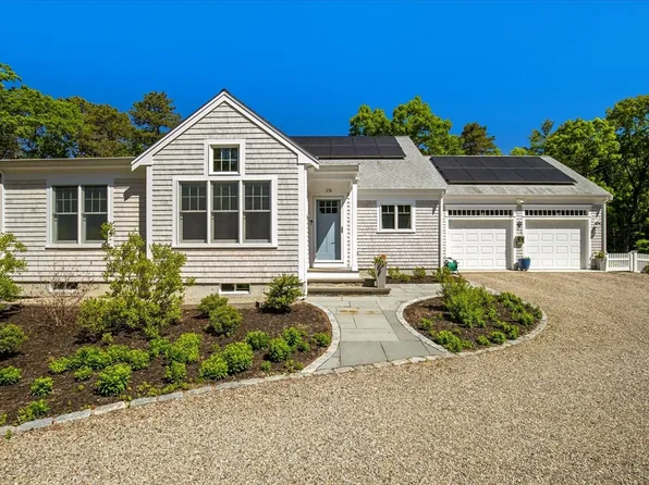 236 Pine Ridge Rd, Barnstable, MA 02630