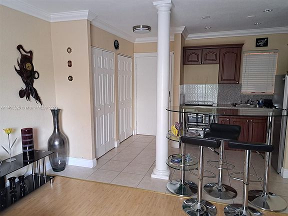 4th image of 251 172nd St APT 320