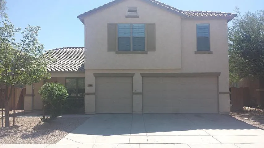 1109 E Estate Rd