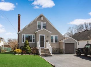 34 Ridge Rd, Methuen, MA 01844