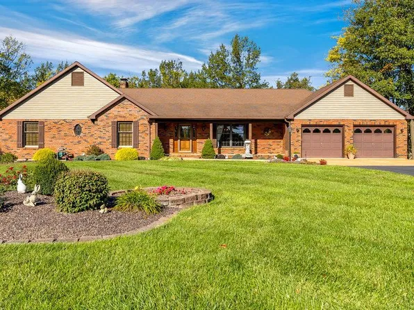 3 Cedar Rdg, Waterloo, IL 62298