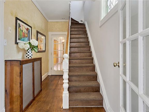 2nd image of 3431 Gunther Ave