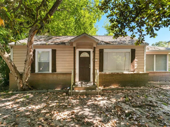 309 W 24th St, Laurel, MS 39440