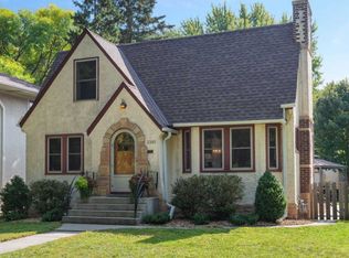 3305 E Minnehaha Pkwy, Minneapolis, MN 55417