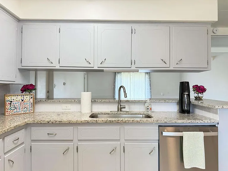 6002 De Milo Dr — Photo 4