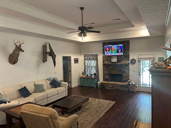 4th image of 948 Lee Road 283