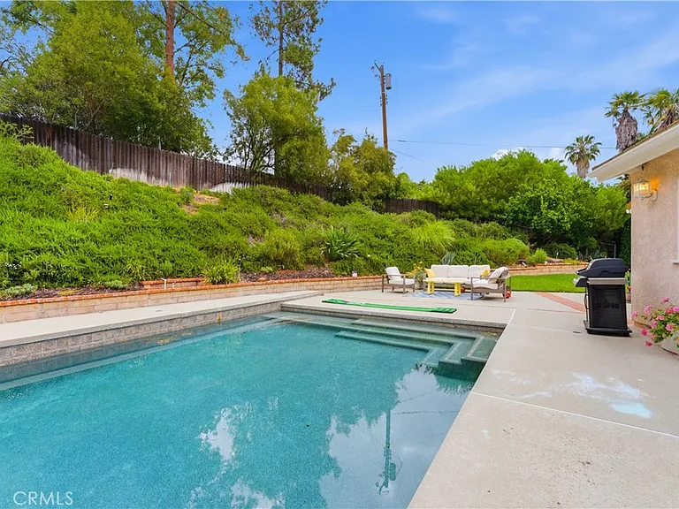 19511 Rosita St — Photo 39