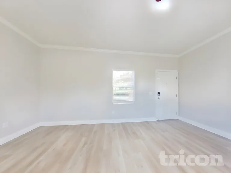 10001 Woodcreek Oaks Blvd #217 — Photo 2