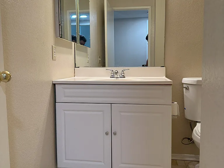 Upstairs Hall Bathroom 1