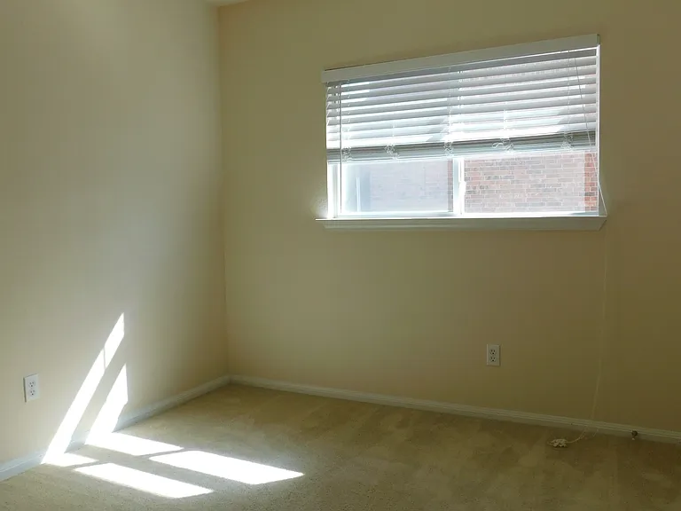 523 Cattail Cir — Photo 26