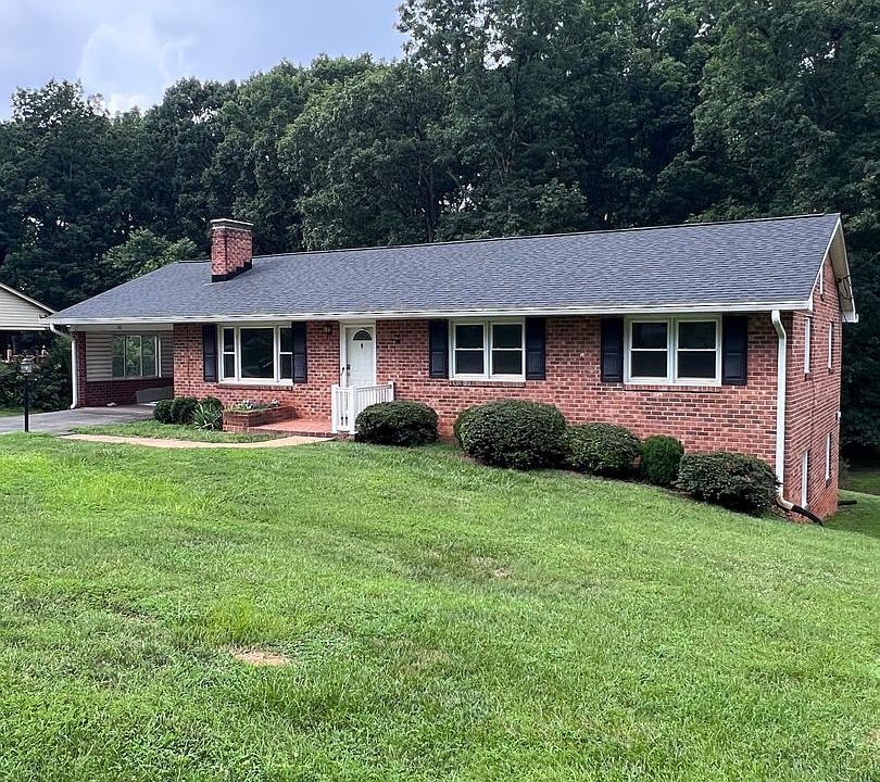 1st image of 267 Mountain Peak Dr