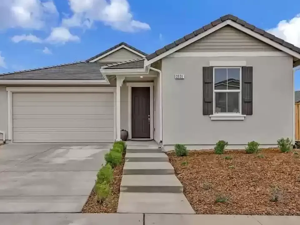 1931 Dylan St