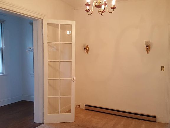 2nd image of 316 N 25th St #2