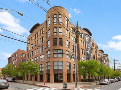 659 1st St APT 208, Hoboken, NJ, 07030