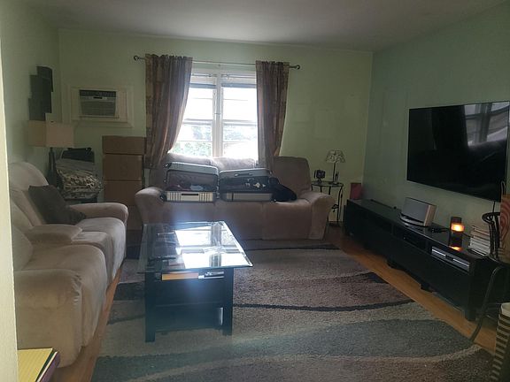 2nd image of 43 5th Ave Floor 2