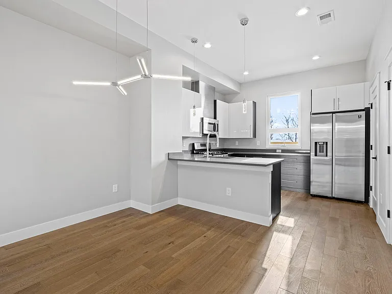 3832 Jason St #5 — Photo 5