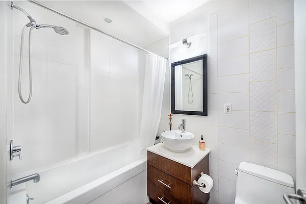 Rented by Metropolitan Res. Partners | media 15