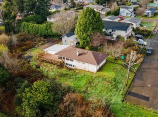 515 State St, North Bend, OR 97459