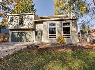 2369 SE Regner Rd, Gresham, OR 97080